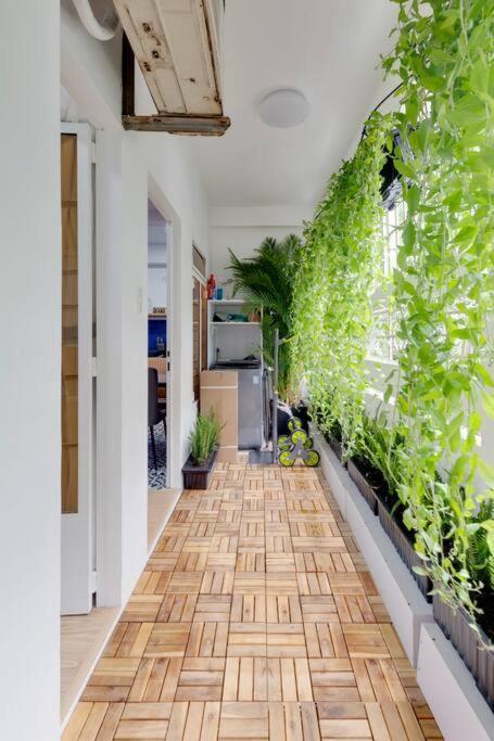 Modern, Cozy & Fully Equipped 2Br Apt In D4, 5M To D1 Хошимин Экстерьер фото