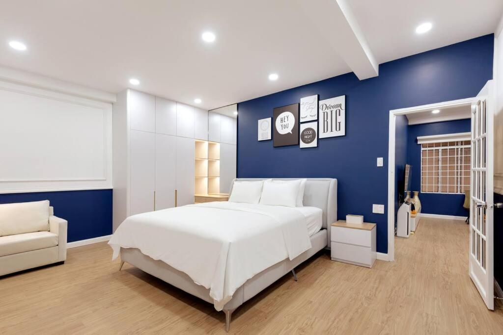 Modern, Cozy & Fully Equipped 2Br Apt In D4, 5M To D1 Хошимин Экстерьер фото