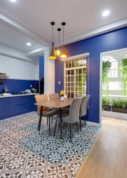 Modern, Cozy & Fully Equipped 2Br Apt In D4, 5M To D1 Хошимин Экстерьер фото